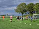 Laatste training S.K.N.W.K. JO7-1 (partijtje tegen de ouders) van maandag 27 mei 2024 (124/180)